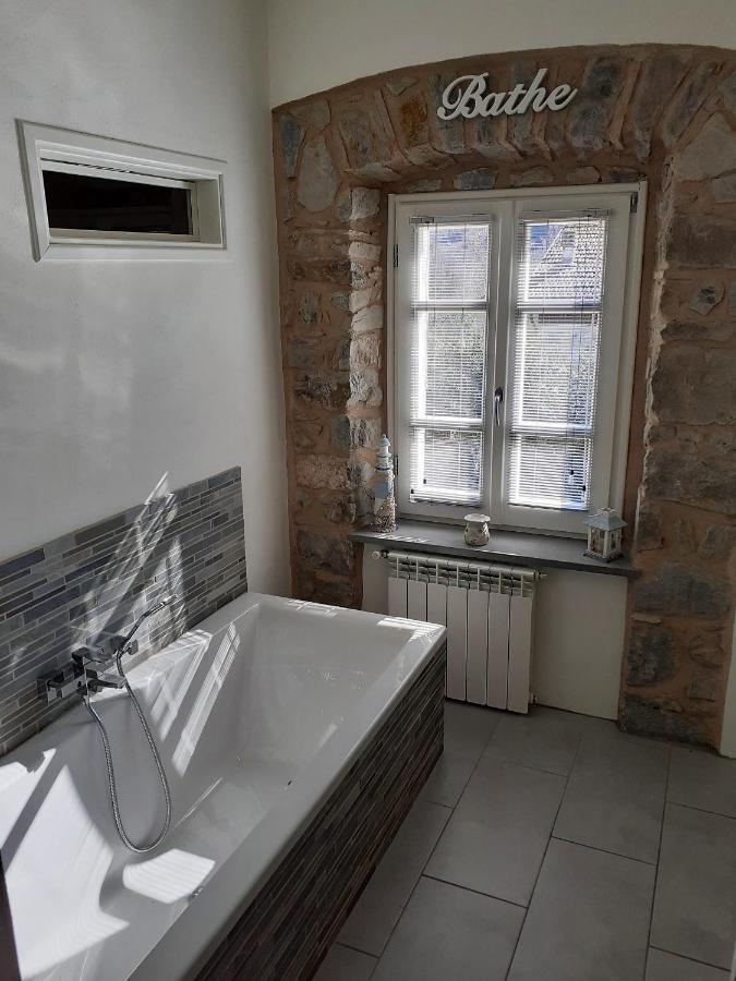 Villa Cascate Bagnone Eksteriør bilde